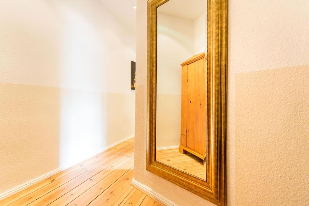Zentrale Altbauwohnung Im Helmholtzkiez Berlijn Buitenkant foto