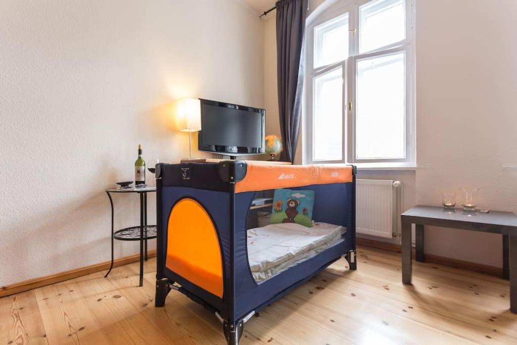 Zentrale Altbauwohnung Im Helmholtzkiez Berlijn Buitenkant foto