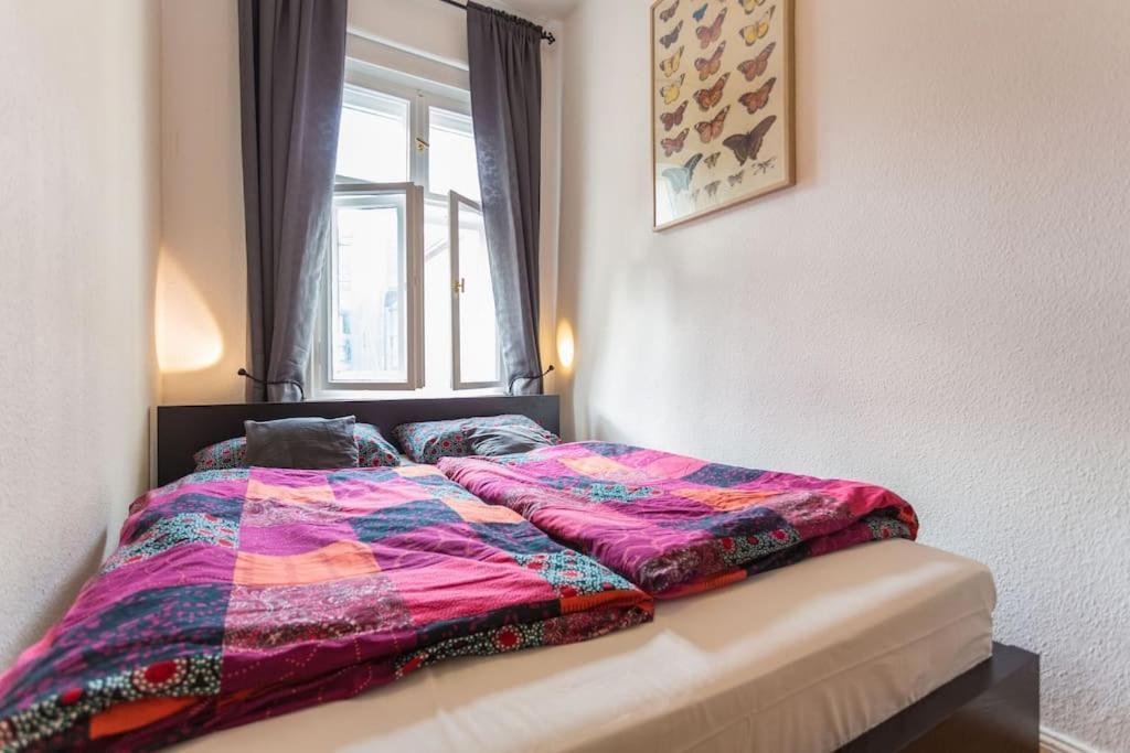 Zentrale Altbauwohnung Im Helmholtzkiez Berlijn Buitenkant foto
